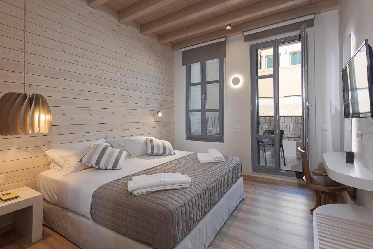 העיירה רתימנו V77 Seafront Suites מראה חיצוני תמונה