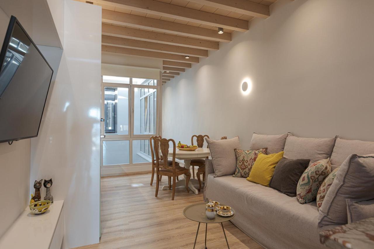 העיירה רתימנו V77 Seafront Suites מראה חיצוני תמונה